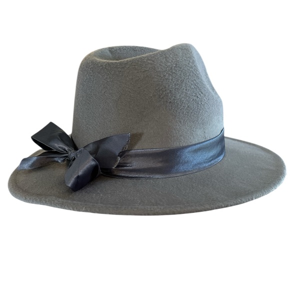 Torrid Gray Felt Fedora Wide Brim Hat w/sliver ribbon bow main image 10